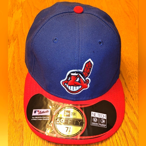 Cleveland Indians MLB fitted hat size 7 3/8th (58.7 cm) Vintage ball cap NWT - Picture 1 of 13